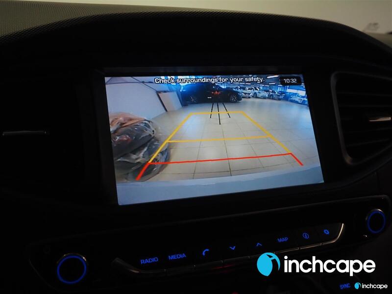 Hyundai IONIQ hybrid vaihtoauto