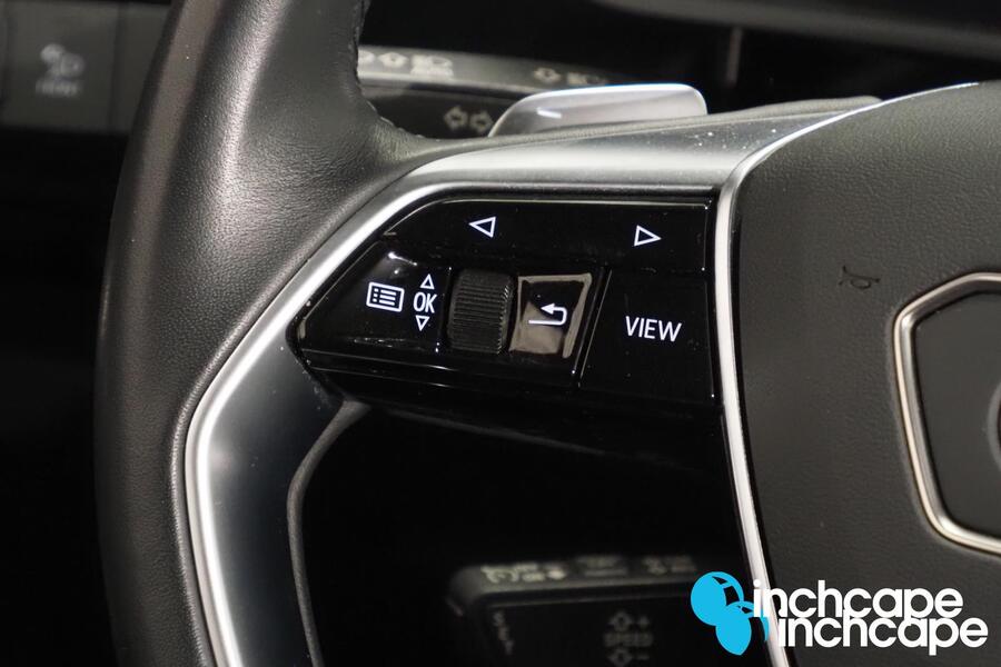 Audi Q8 e-tron vaihtoauto