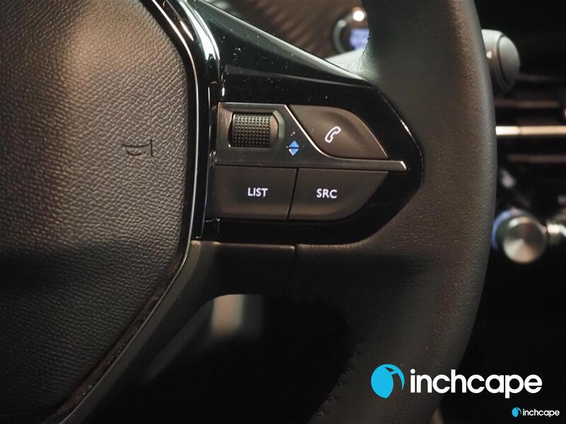 Peugeot e-2008 vaihtoauto