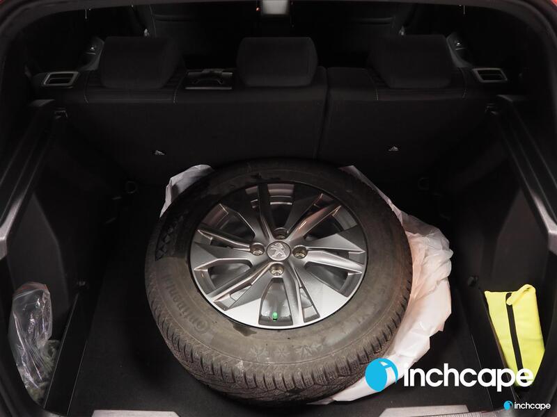 Peugeot e-2008 vaihtoauto