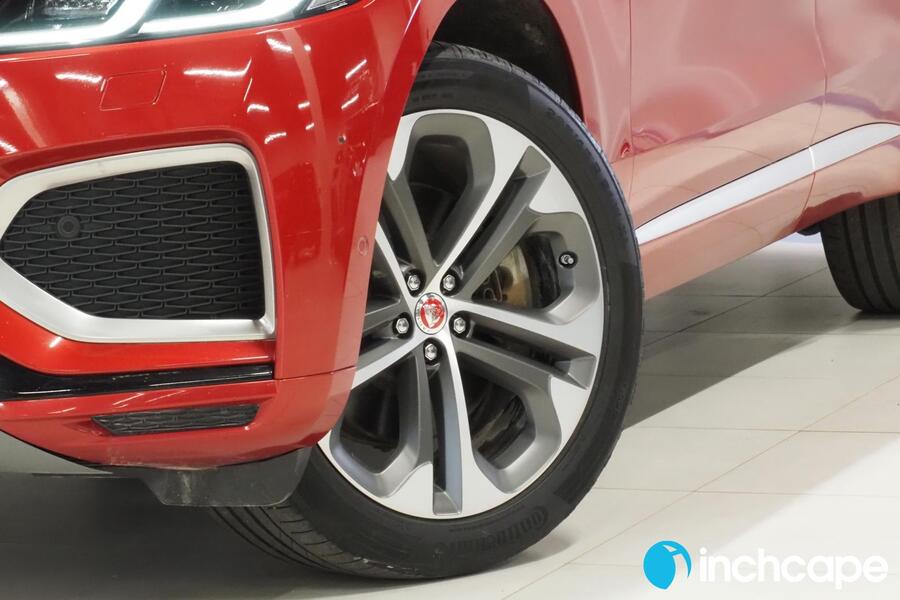 Jaguar F-PACE vaihtoauto