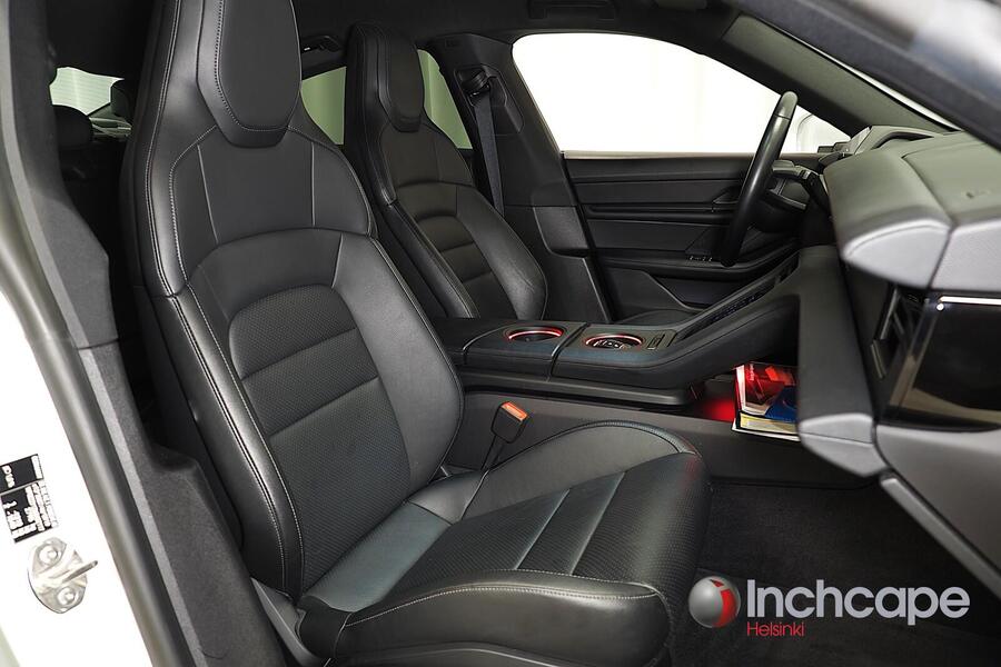 Porsche Taycan vaihtoauto