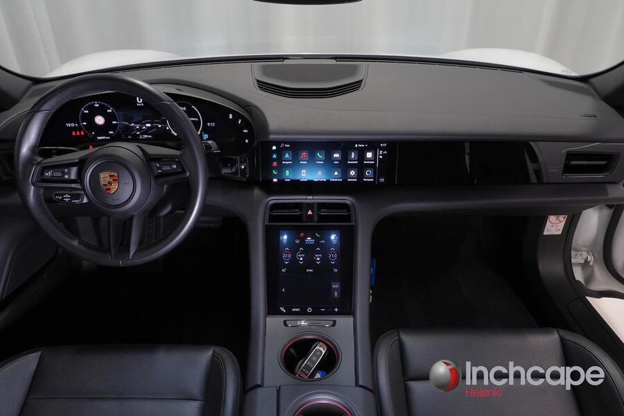 Porsche Taycan vaihtoauto