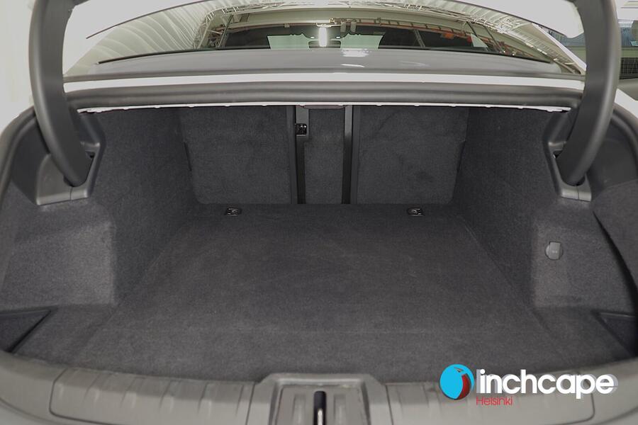 Porsche Taycan vaihtoauto