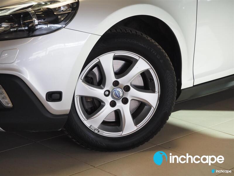 Volvo V40 Cross Country vaihtoauto