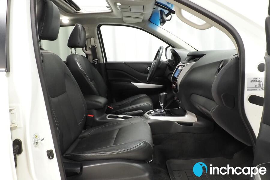 Nissan Navara vaihtoauto