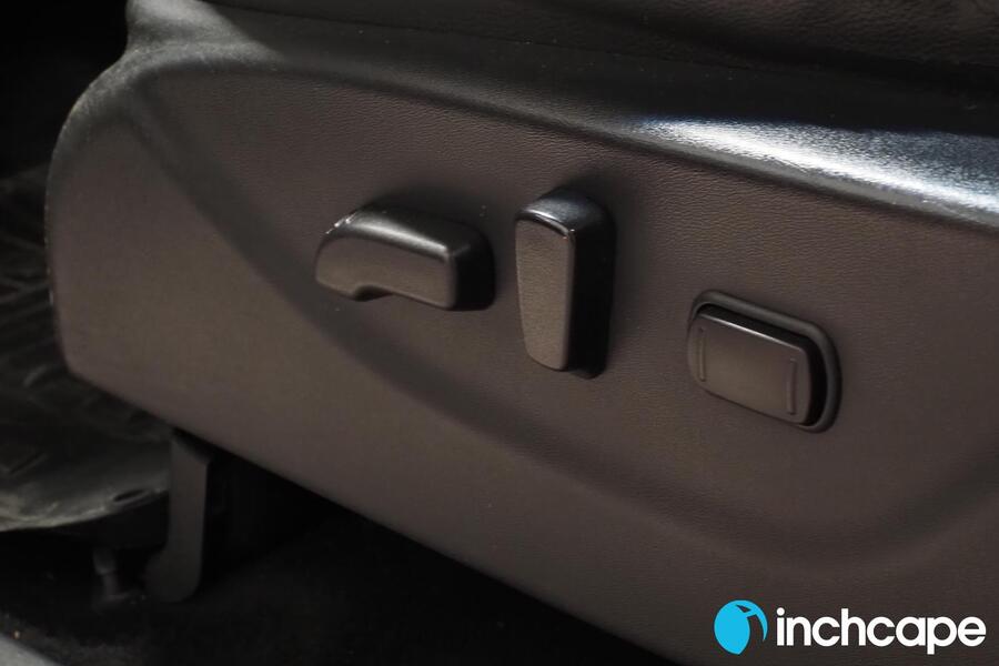 Nissan Navara vaihtoauto