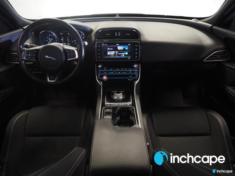 Jaguar XE vaihtoauto