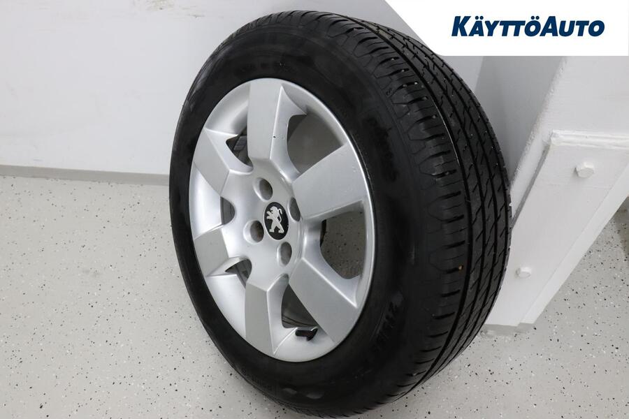 Peugeot 5008 vaihtoauto