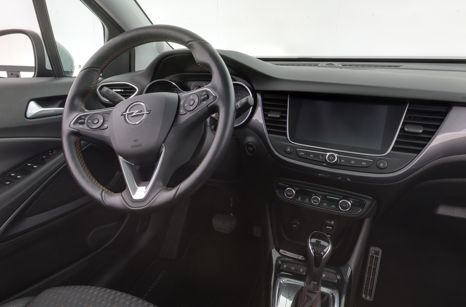 Opel Crossland X vaihtoauto