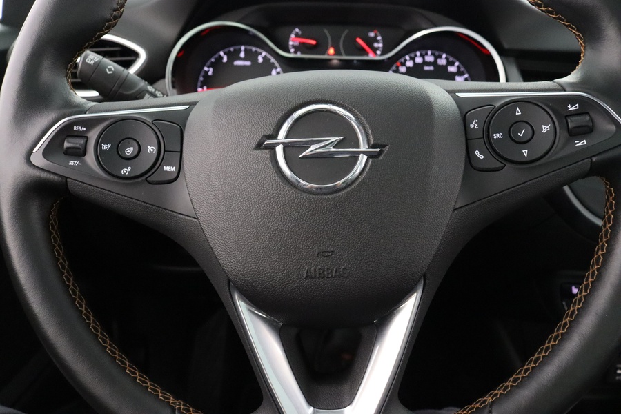 Opel Crossland X vaihtoauto