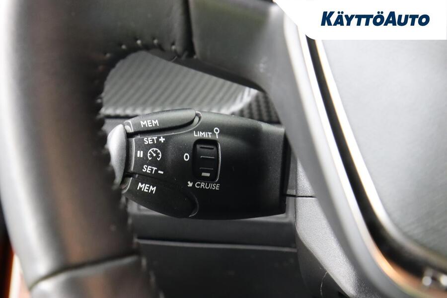 Peugeot e-2008 vaihtoauto