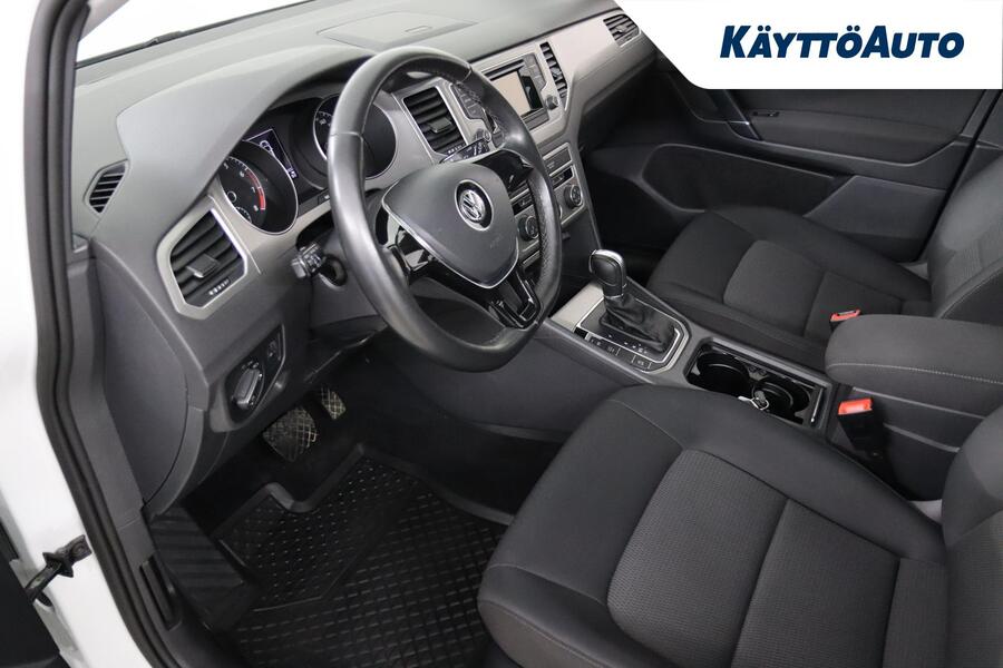 Volkswagen Golf Sportsvan vaihtoauto