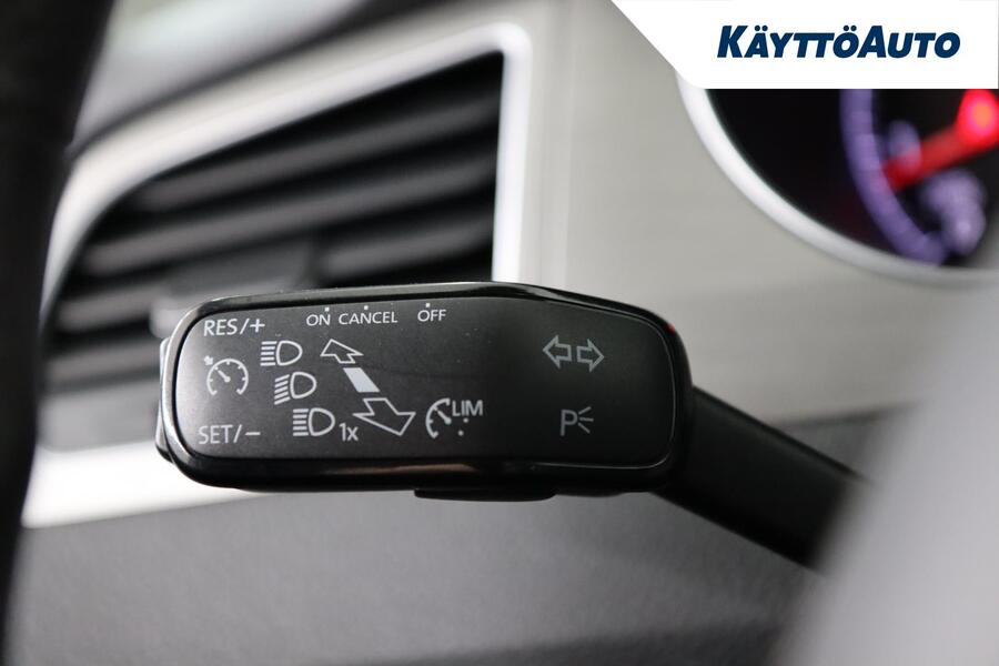 Volkswagen Golf Sportsvan vaihtoauto