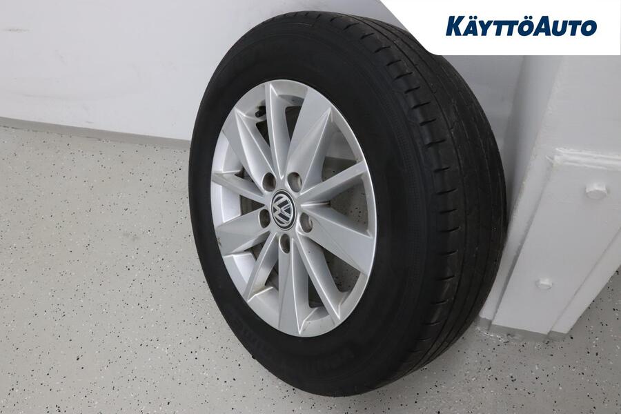 Volkswagen Golf Sportsvan vaihtoauto