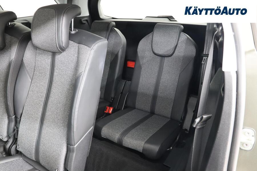 Peugeot 5008 vaihtoauto