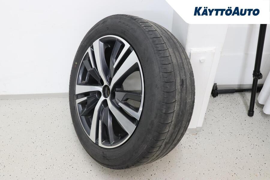 Peugeot 5008 vaihtoauto