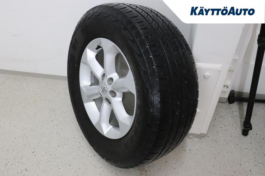 Nissan Navara vaihtoauto