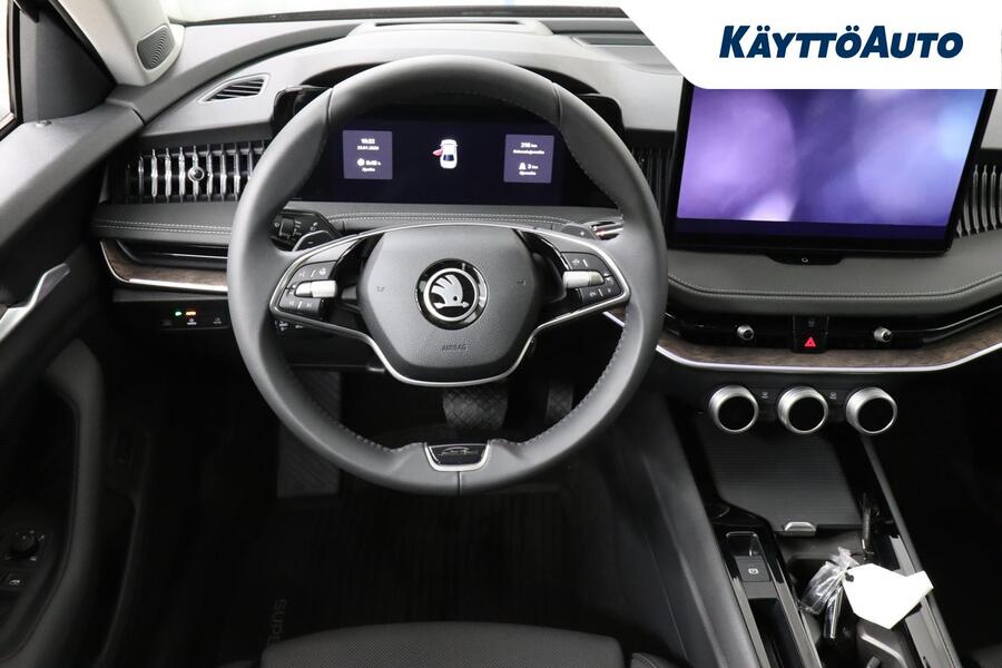 Skoda Superb vaihtoauto