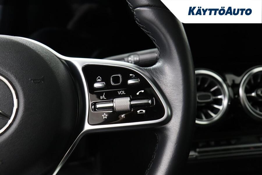 Mercedes-Benz EQA vaihtoauto