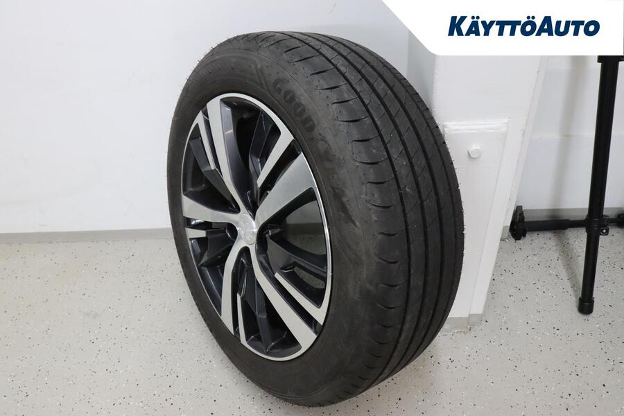 Peugeot 5008 vaihtoauto