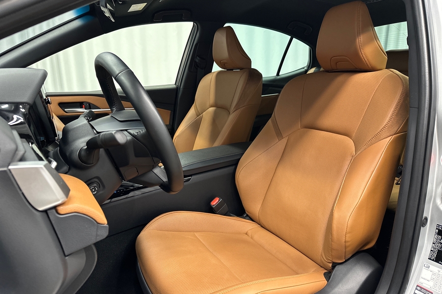 Toyota Camry vaihtoauto