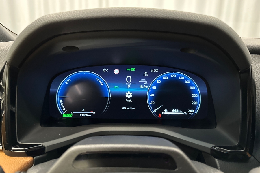 Toyota Camry vaihtoauto