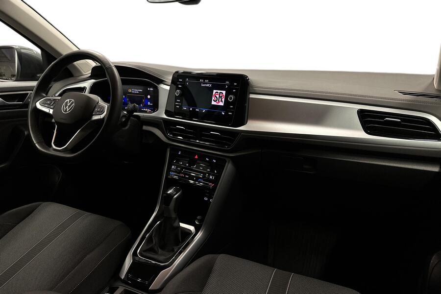 Volkswagen T-Roc vaihtoauto