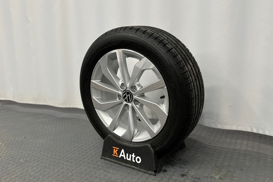 Volkswagen T-Roc vaihtoauto