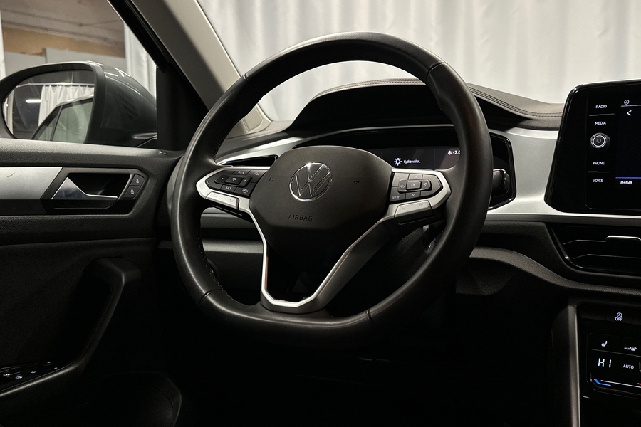 Volkswagen T-Roc vaihtoauto