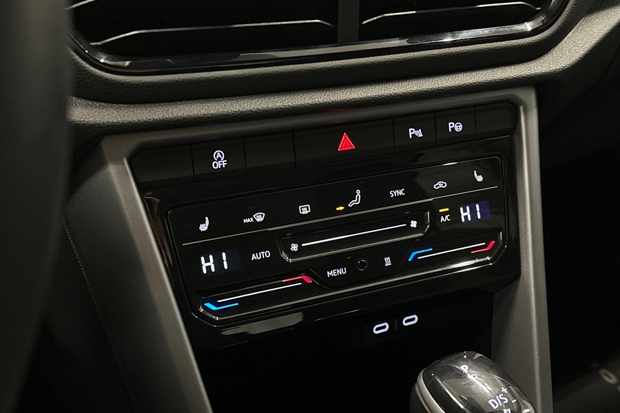 Volkswagen T-Roc vaihtoauto