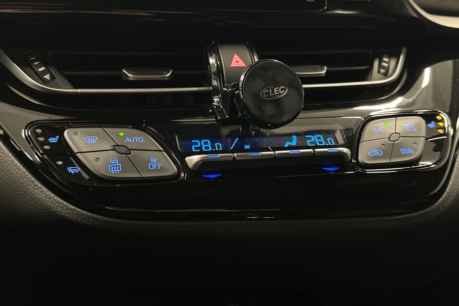 Toyota C-HR vaihtoauto