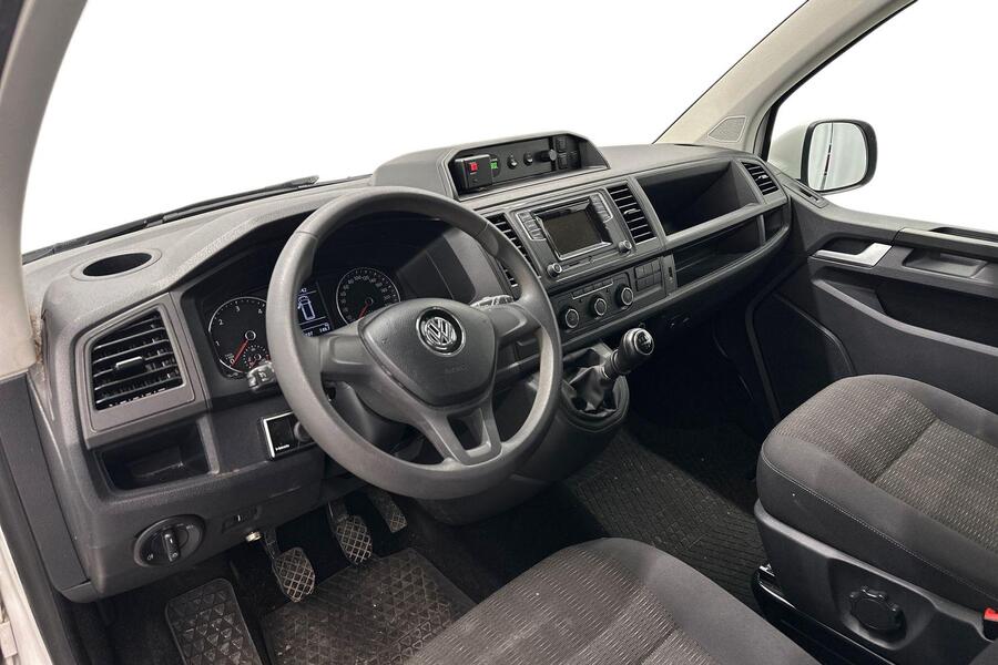 Volkswagen Caravelle vaihtoauto
