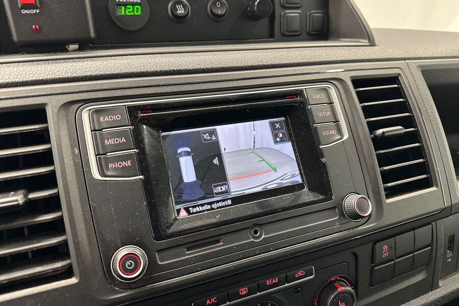 Volkswagen Caravelle vaihtoauto