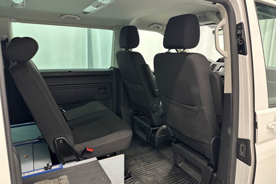 Volkswagen Caravelle vaihtoauto