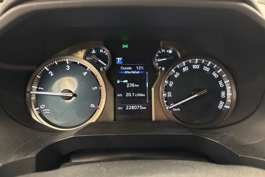 Toyota Land Cruiser vaihtoauto