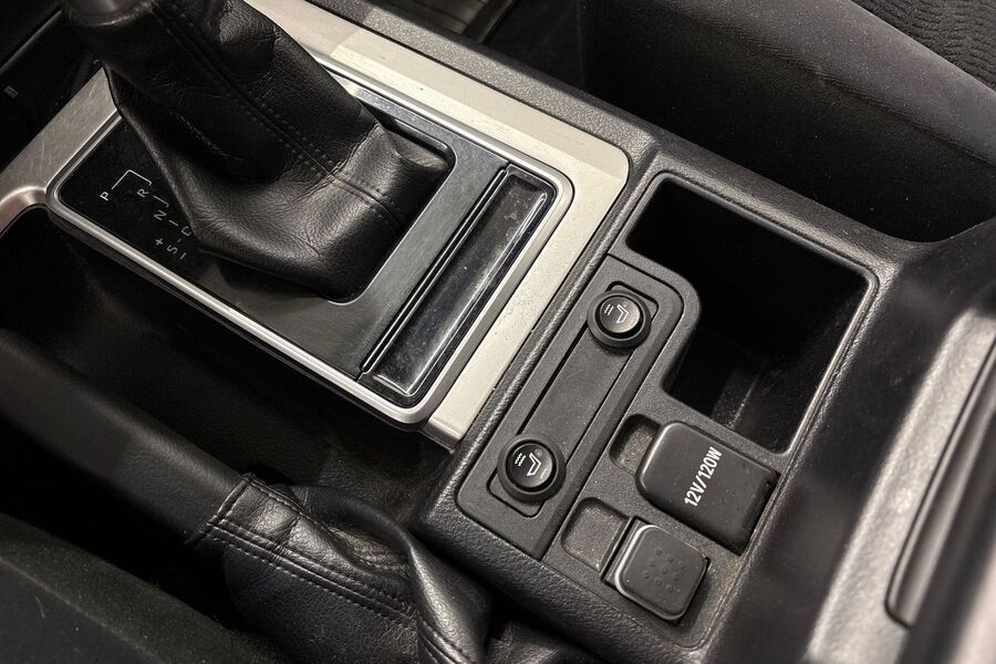 Toyota Land Cruiser vaihtoauto