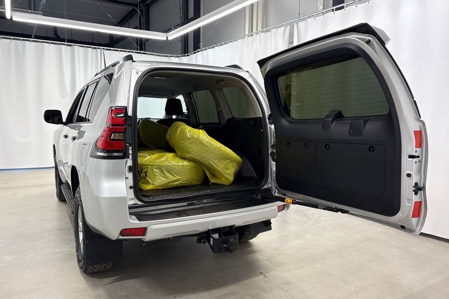 Toyota Land Cruiser vaihtoauto