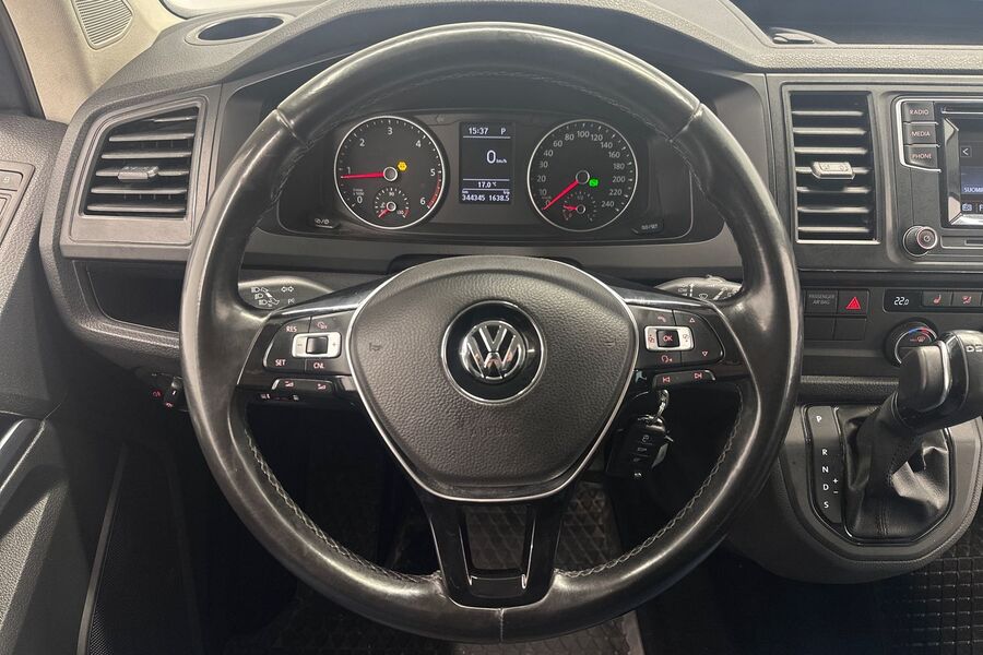 Volkswagen Caravelle vaihtoauto