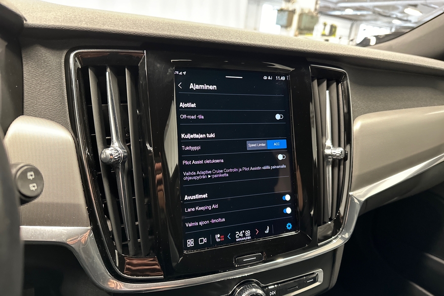 Volvo V90 Cross Country vaihtoauto