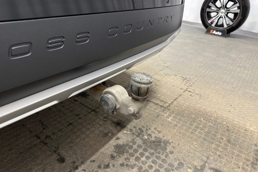 Volvo V90 Cross Country vaihtoauto