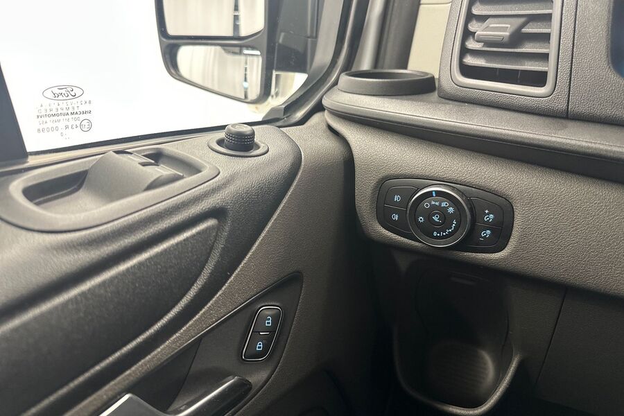 Ford Transit Custom vaihtoauto