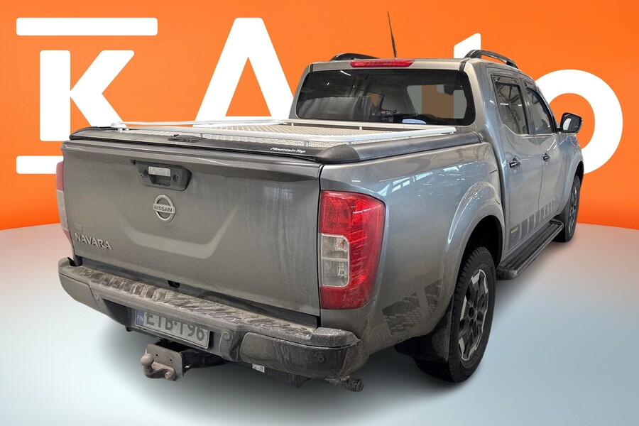 Nissan Navara vaihtoauto