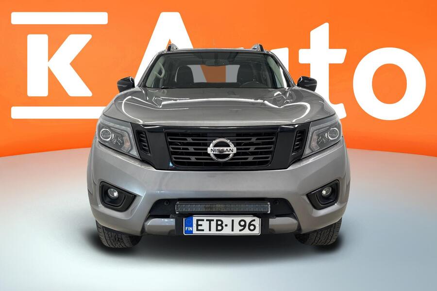 Nissan Navara vaihtoauto