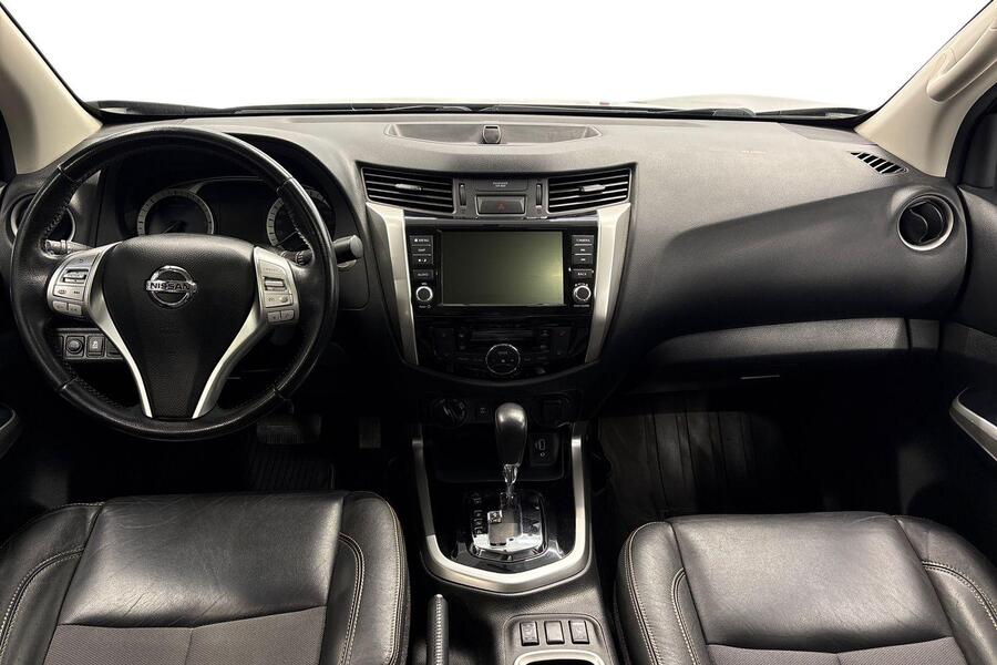 Nissan Navara vaihtoauto