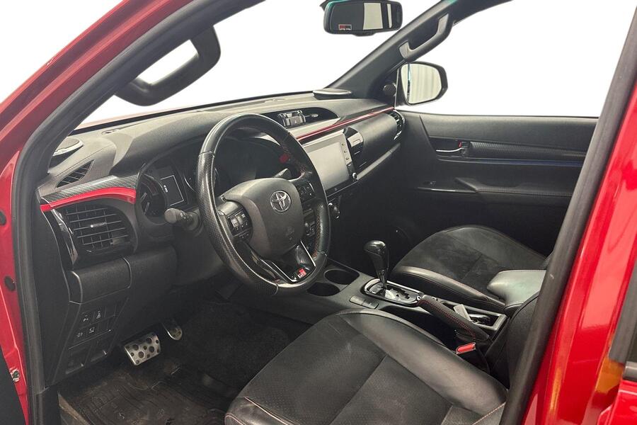 Toyota Hilux vaihtoauto