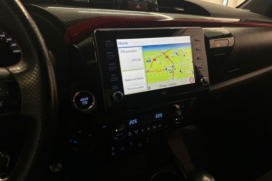 Toyota Hilux vaihtoauto