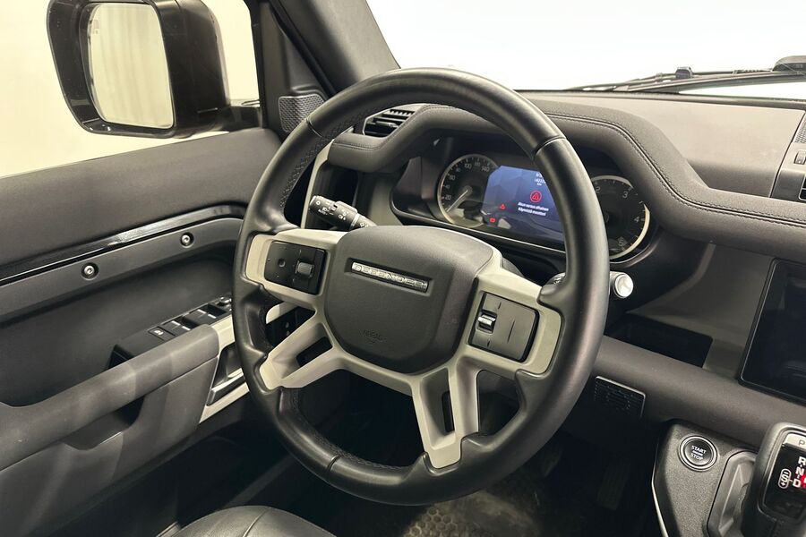 Land Rover Defender vaihtoauto