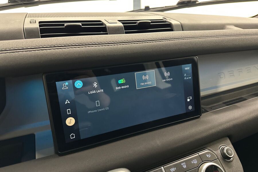 Land Rover Defender vaihtoauto