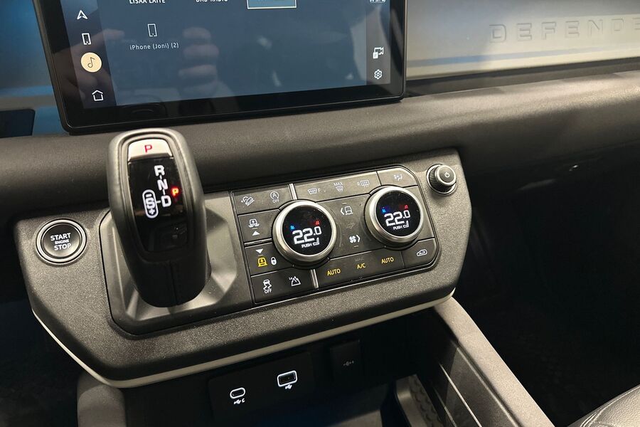 Land Rover Defender vaihtoauto